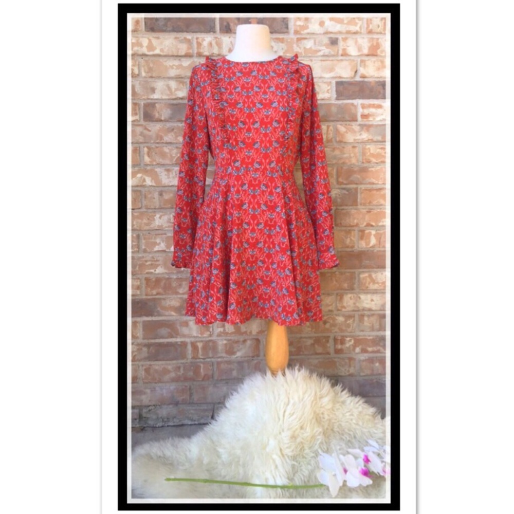 Long sleeve red dress